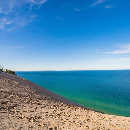 “Hygge” 3Bdr Townhouse, Close To Beach, Park & Wineries! Traverse City Buitenkant foto